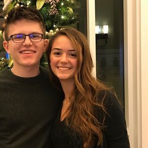 Meet your Posher, Caroline